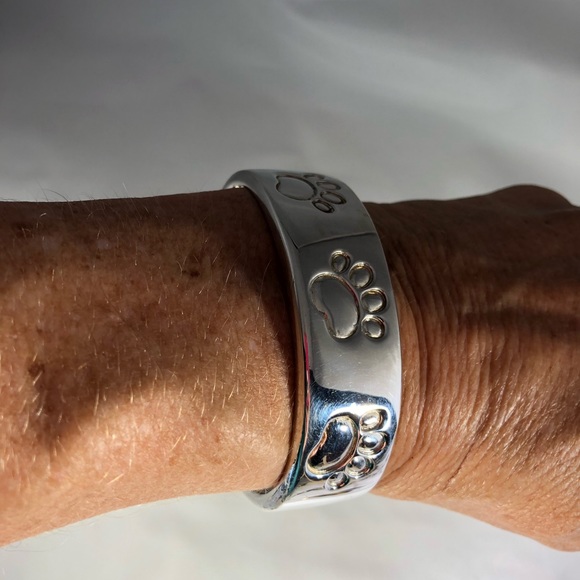 SOLD❌Sterling silver paw print bracelet - Picture 5 of 6